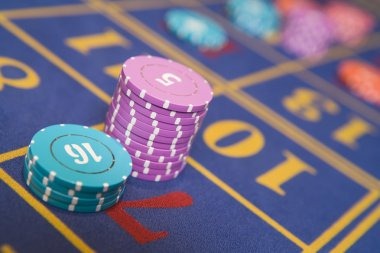Teen Patti live-dealer table on qq8821 login with multi-camera feed